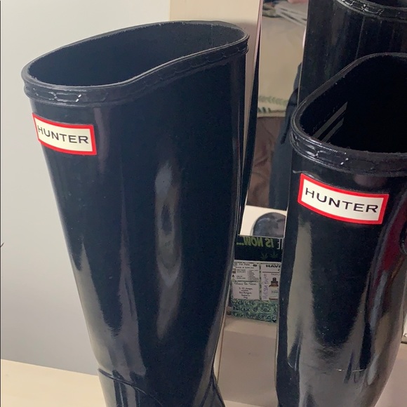 Hunter Boots (Glossy) - Picture 2 of 2